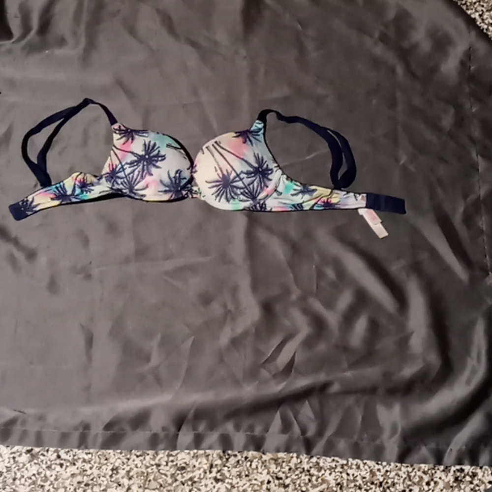 Pink new bra